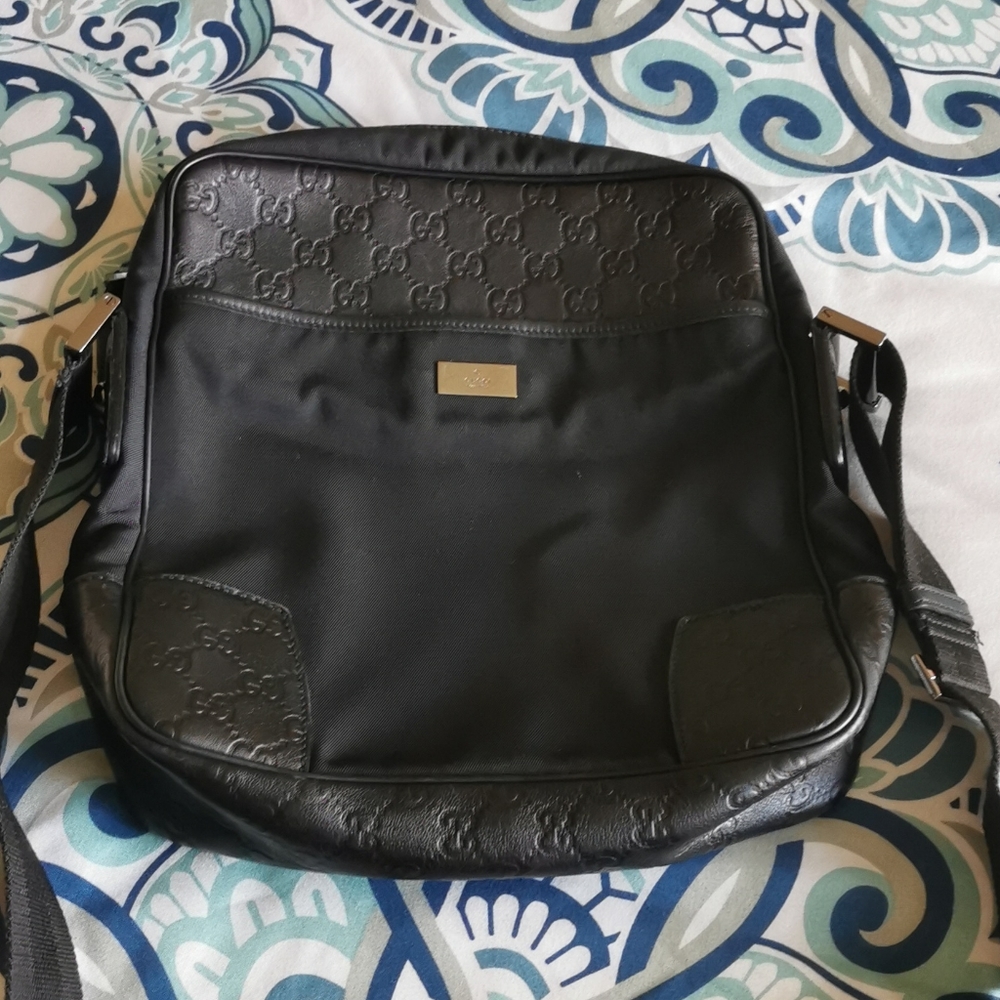 Gucci crossbody bag